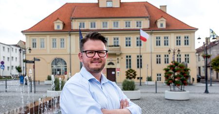 Wybory w Olsztynku. Robert Waraksa zwycięża w I turze