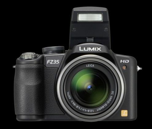 Panasonic Lumix DMC-FZ38 z 18-krotnym zoomem