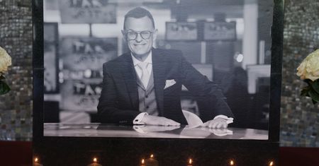 Pogrzeb Andrzeja Morozowskiego. Dziennikarza żegnają tłumy
