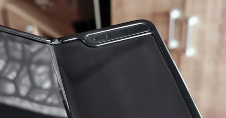 Jak wygląda składany ekran Samsunga Galaxy Fold po 10 dniach?