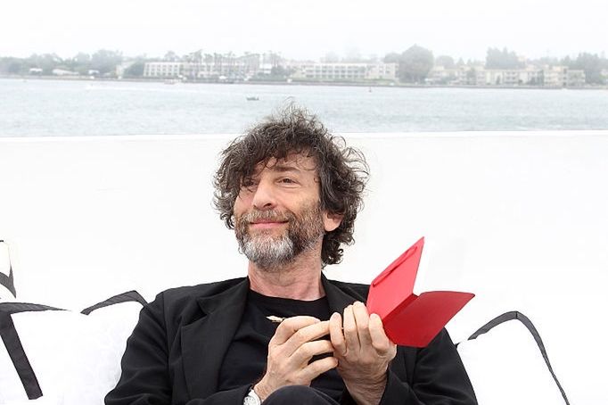 Neil Gaiman pracuje nad kontynuacją ''Nigdziebądź''. Ma już trzy rozdziały i tytuł
