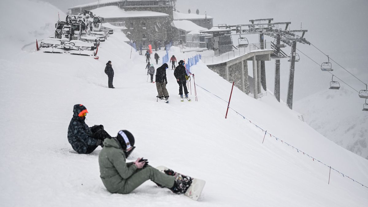 ZAKOPANE, POLAND - JANUARY 16: People and skiers are seen at the Kasprowy Wierch peak during a snowstorm in Zakopane, Poland on January 16, 2024. Kasprowy Wierch is one of the most famous peaks of the Tatra mountains in Southern Poland, which is also a winter attraction as ski lifts and trails are available for visitors. More than 90 cm of snow has fallen in Tatras and more snowfall is predicted during the upcoming weeks. (Photo by Omar Marques/Anadolu via Getty Images)