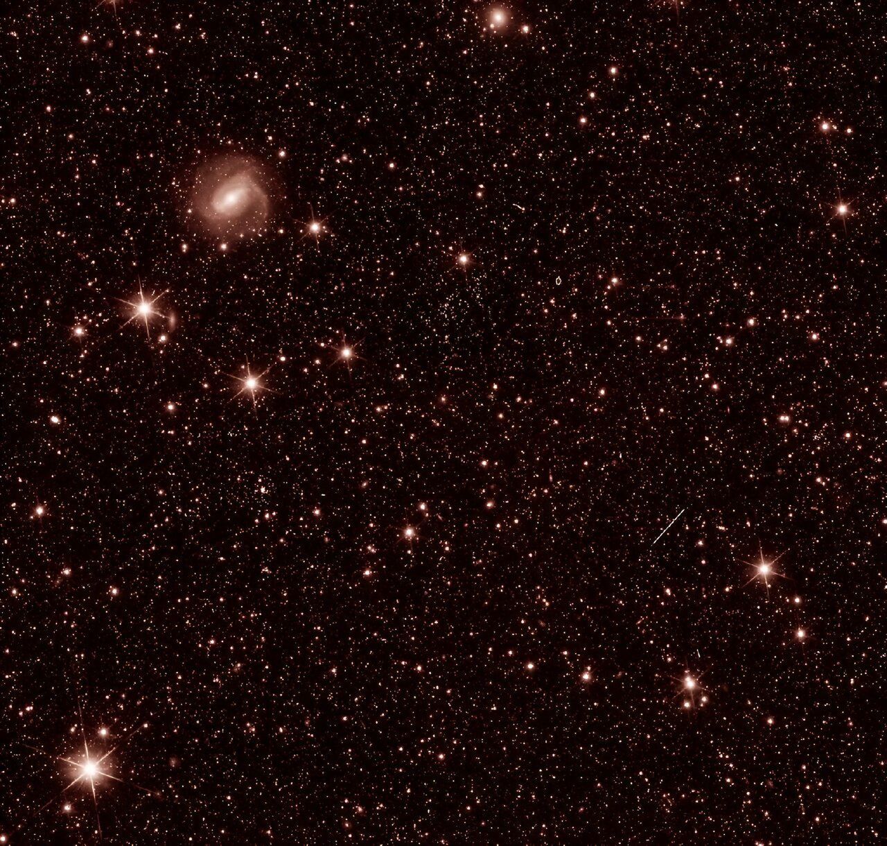 Obraz testowy Kosmicznego Teleskopu Euclid należącego do ESA