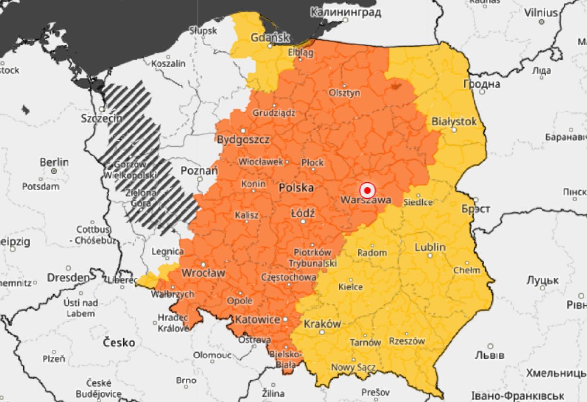 Polska się gotuje. IMGW ostrzega, zagrażają nam nie tylko upały