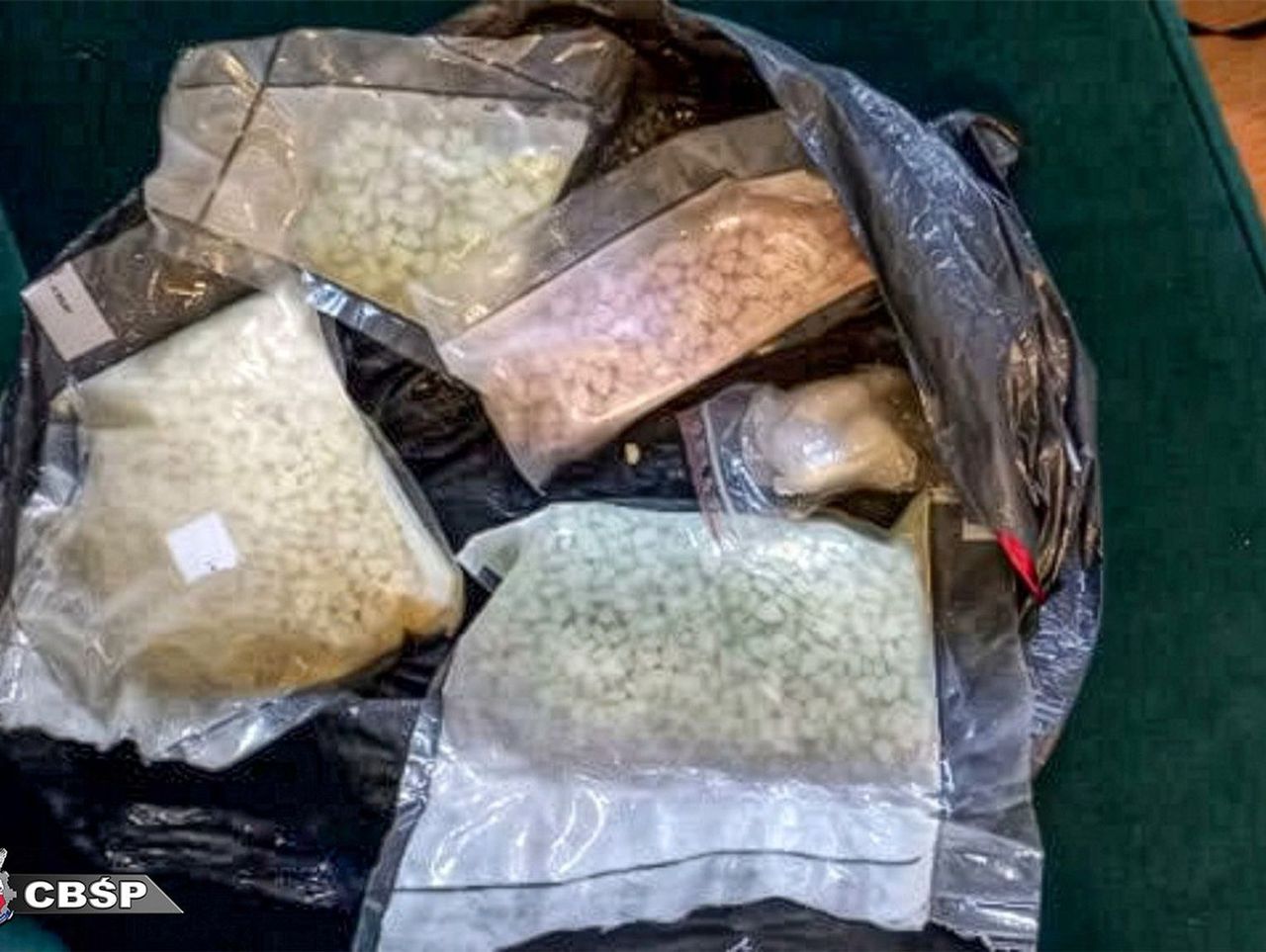 Podlasie: CBŚP rozbija grupę narkotykową. 19 zatrzymanych