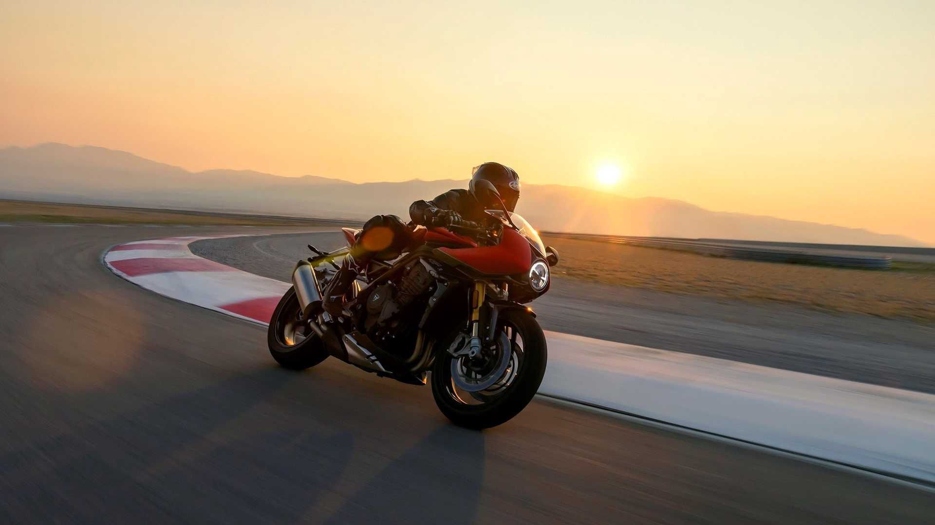 Triumph Speed Triple RR
