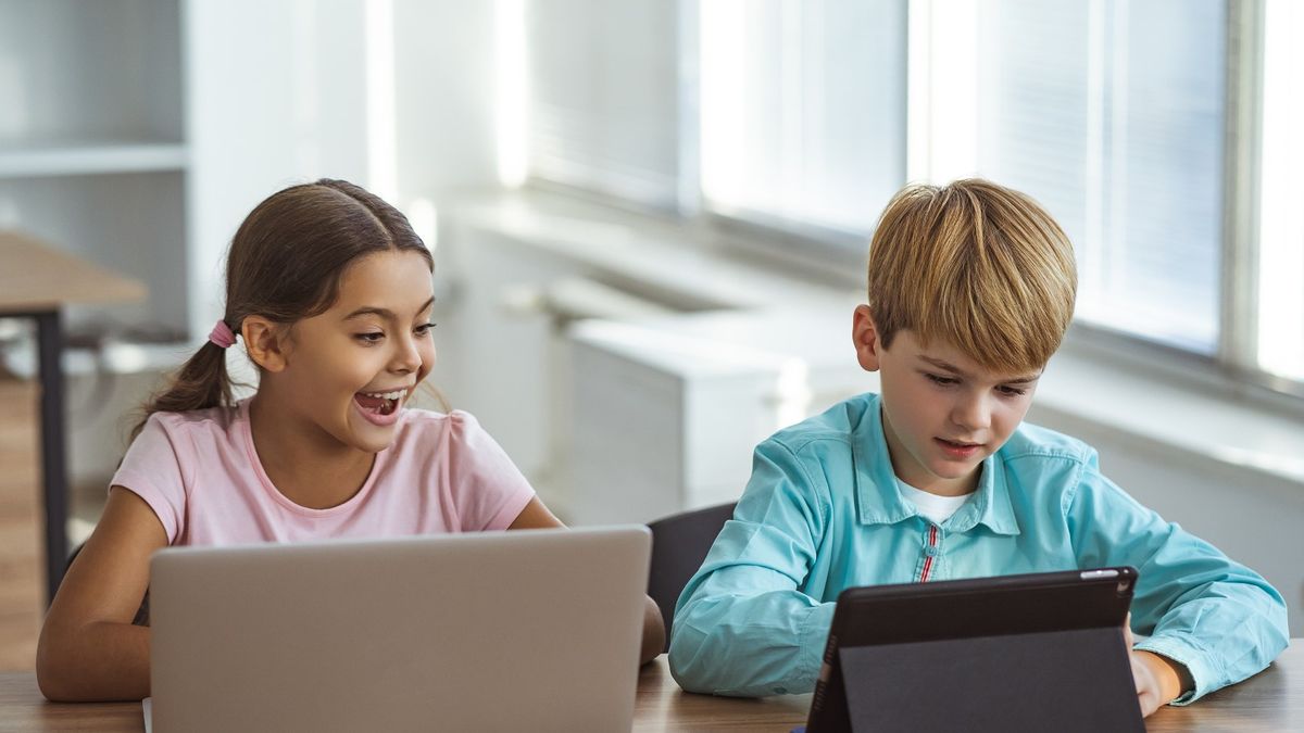 Tablet czy laptop do szkoły – które urządzenie realnie się sprawdzi i ...