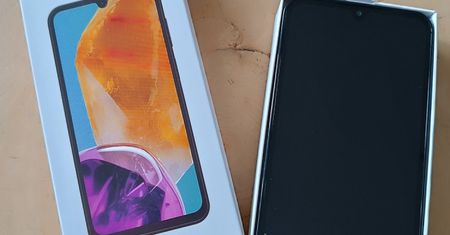 Samsung Galaxy M15 5G zaskoczył mnie jednym – to, jak długo działa, to przesada