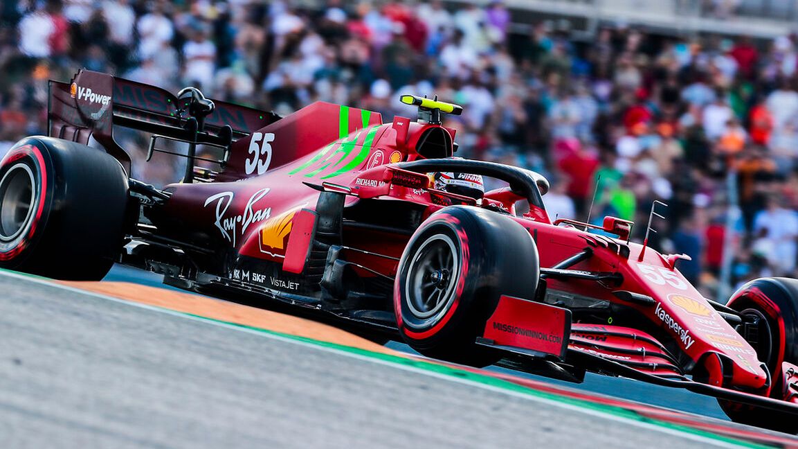 Materiały prasowe / Pirelli Media / Na zdjęciu: Carlos Sainz