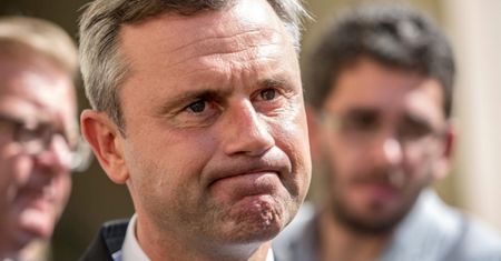 Norbert Hofer - niespodziewany zwycięzca pierwszej tury po raz drugi przegrał wybory