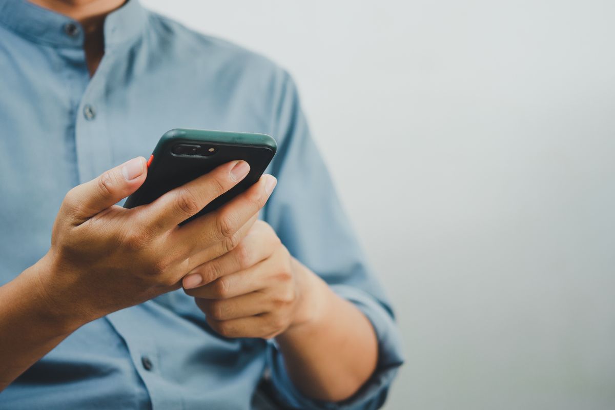 Jak ochronić się przed szpiegowaniem przez telefon?