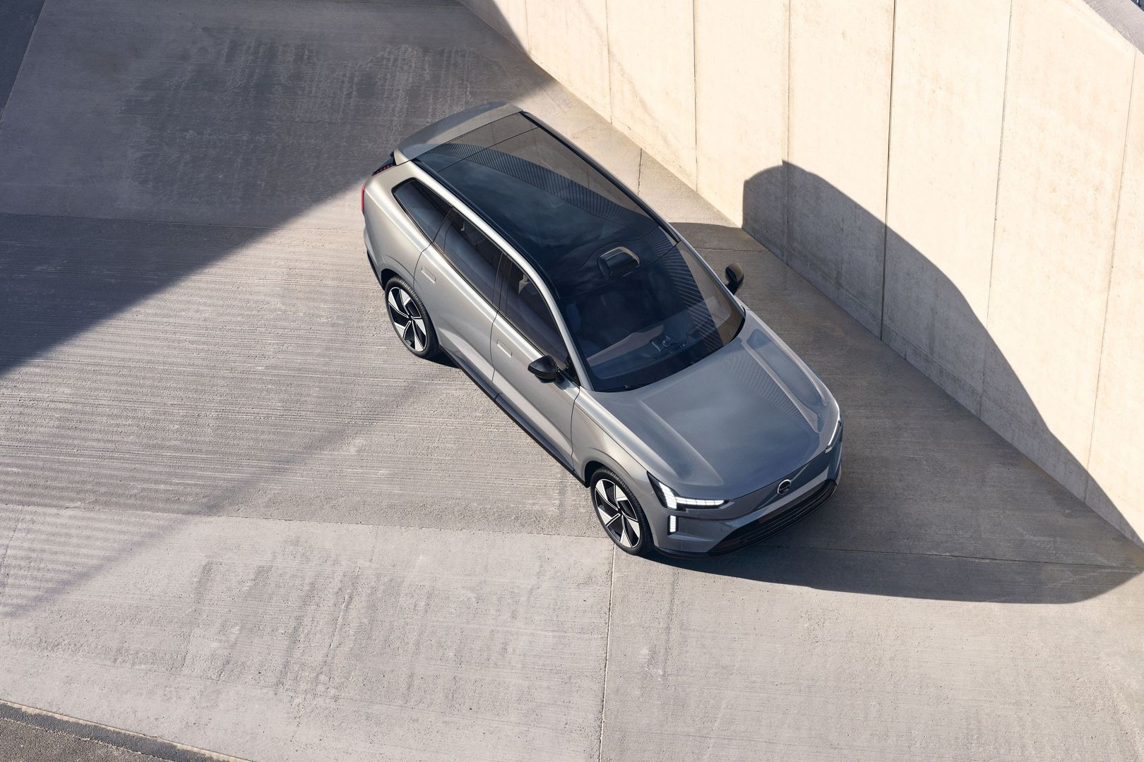 Volvo EX90