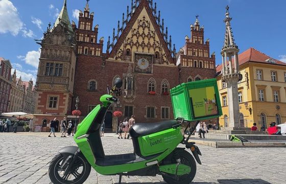 Żabka Jush znów rusza z ekspansją. “Wybór nie był przypadkowy”