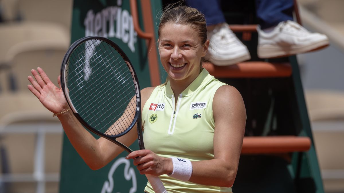 Maja Chwalińska kontynuuje znakomity występ na kortach Roland Garros