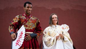 Świątek zaszalała w Chinach. W takim stroju jeszcze jej nie widziałeś
