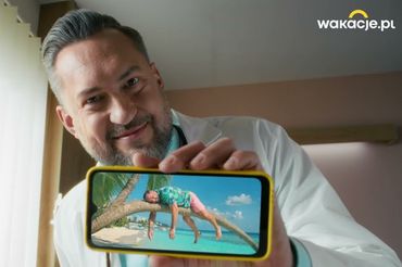 Marcin Prokop w reklamie Wakacje.pl