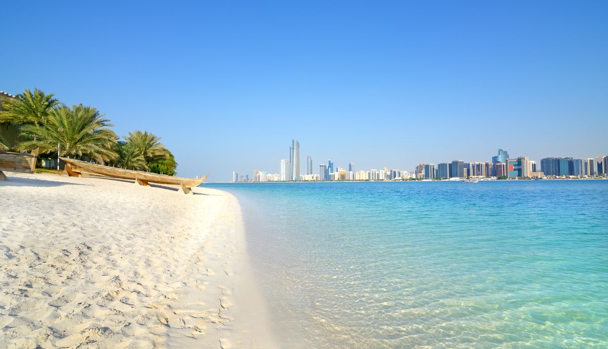 W Zjednoczonych Emiratach Arabskich szykuje się rekordowo ciepły listopad.