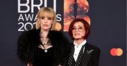 Powoli trudno je rozpoznać! Sharon i Kelly Osbourne na Brit Awards 2026