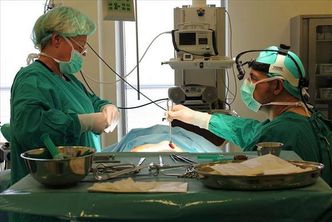 Oddam ciało w dobre ręce, czyli o tym jak sprzedać operację