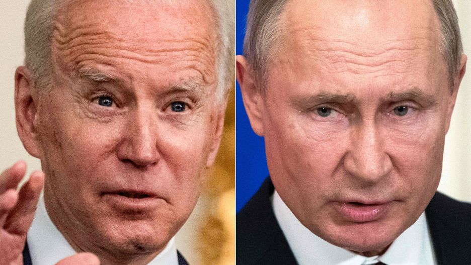 arch48(COMBO) This combination of pictures shows US President Joe Biden (L) during remarks on the implementation of the American Rescue Plan in the State Dining room of the White House in Washington, DC on March 15, 2021; and Russian President Vladimir Putin as he and his Turkish counterpart hold a joint press statement following their talks at the Kremlin in Moscow on March 5, 2020. - US President Joe Biden and his Russian counterpart Vladimir Putin will hold a video call on December 7, 2021 to deal with military tensions over Ukraine. (Photo by Eric BARADAT and Pavel Golovkin / various sources / AFP)ERIC BARADAT