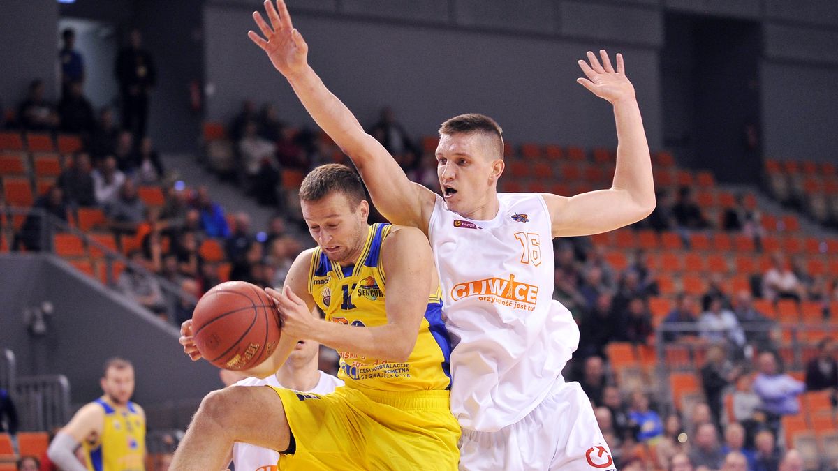 Materiały prasowe / Materiały prasowe / Norbert Barczyk / Na zdjęciu: Dawid Słupiński (w białym)