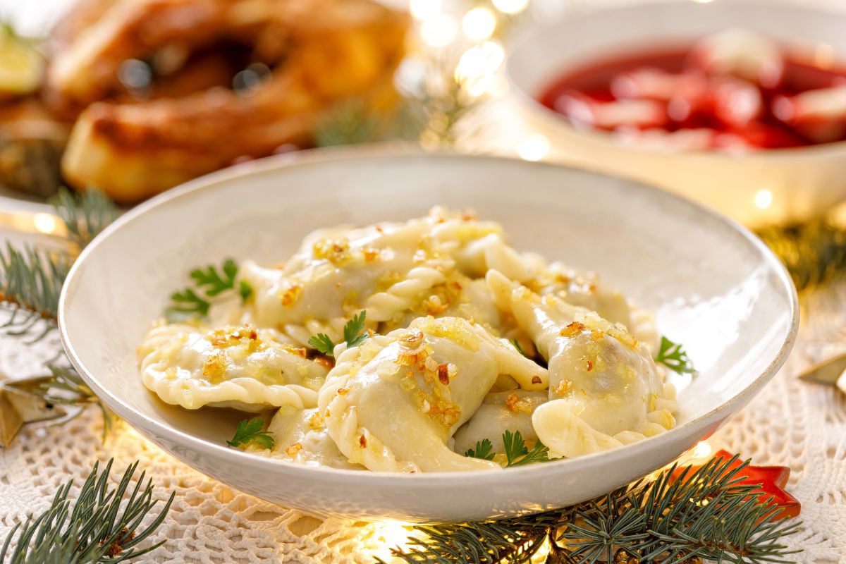 Co powiesz na dietetyczne pierogi z kapustą i grzybami?