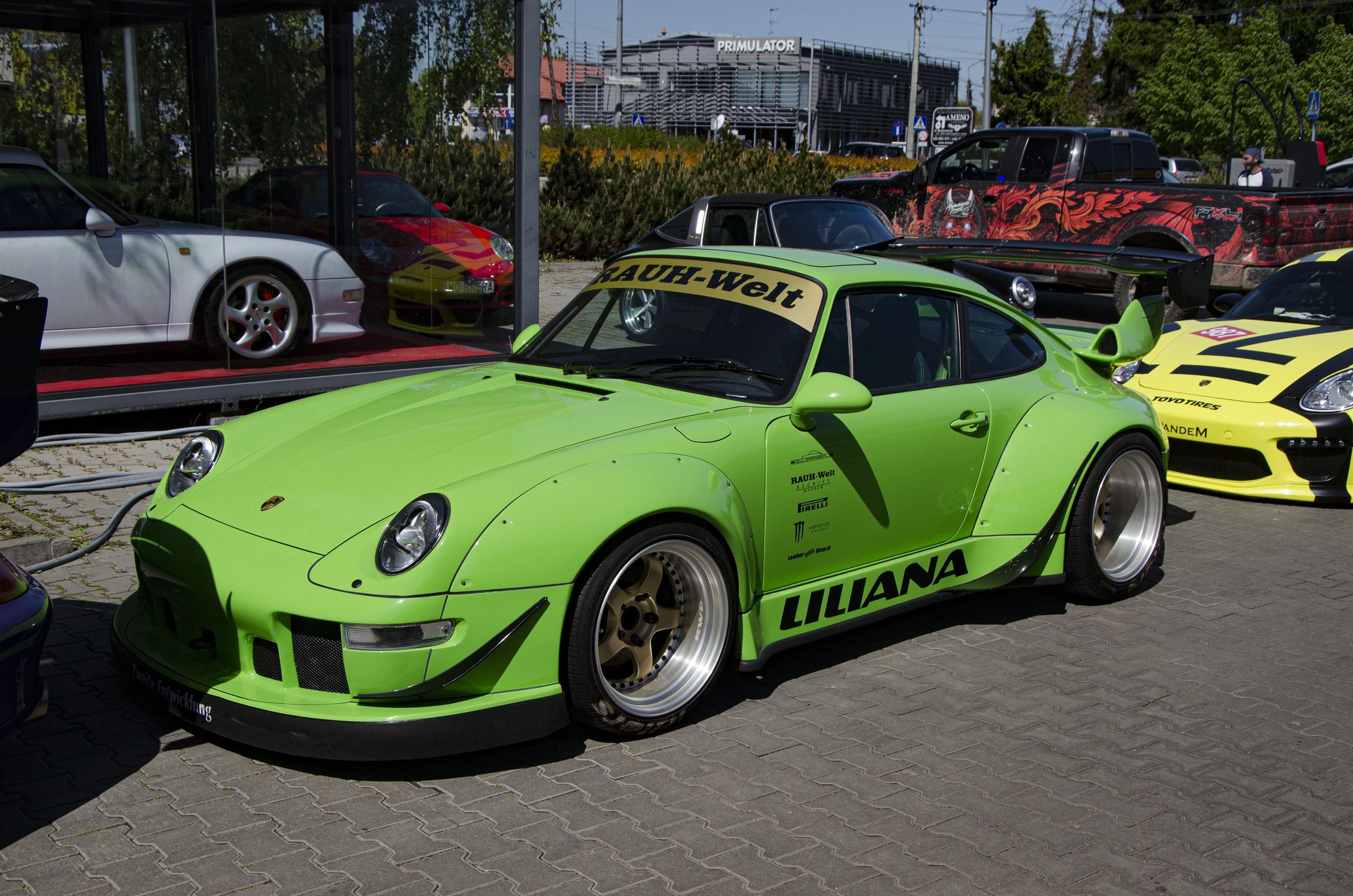 Porsche 911 RWB