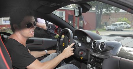 Rajd Wojewódzkiego w Ferrari. Policja szuka świadków