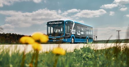 Co trzeci autobus elektryczny eksportowany przez państwa UE pochodzi z Polski