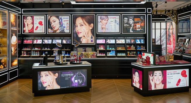 Kosmetyczny gigant łączy siły z IBM. Tworzy pierwszy model AI