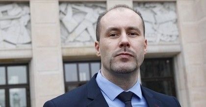 Kto ma rację: były wiceminister finansów Konrad Raczkowski czy Komisja Nadzoru Finansowego? [FELIETON]