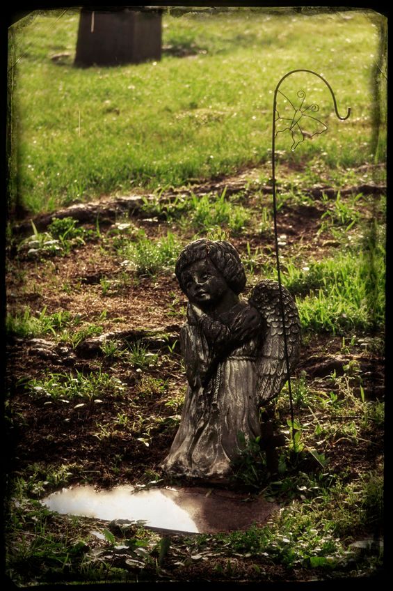 Dzieci utracone na wczesnym etapie ciąży często nie mają nawet symbolicznego pochówku