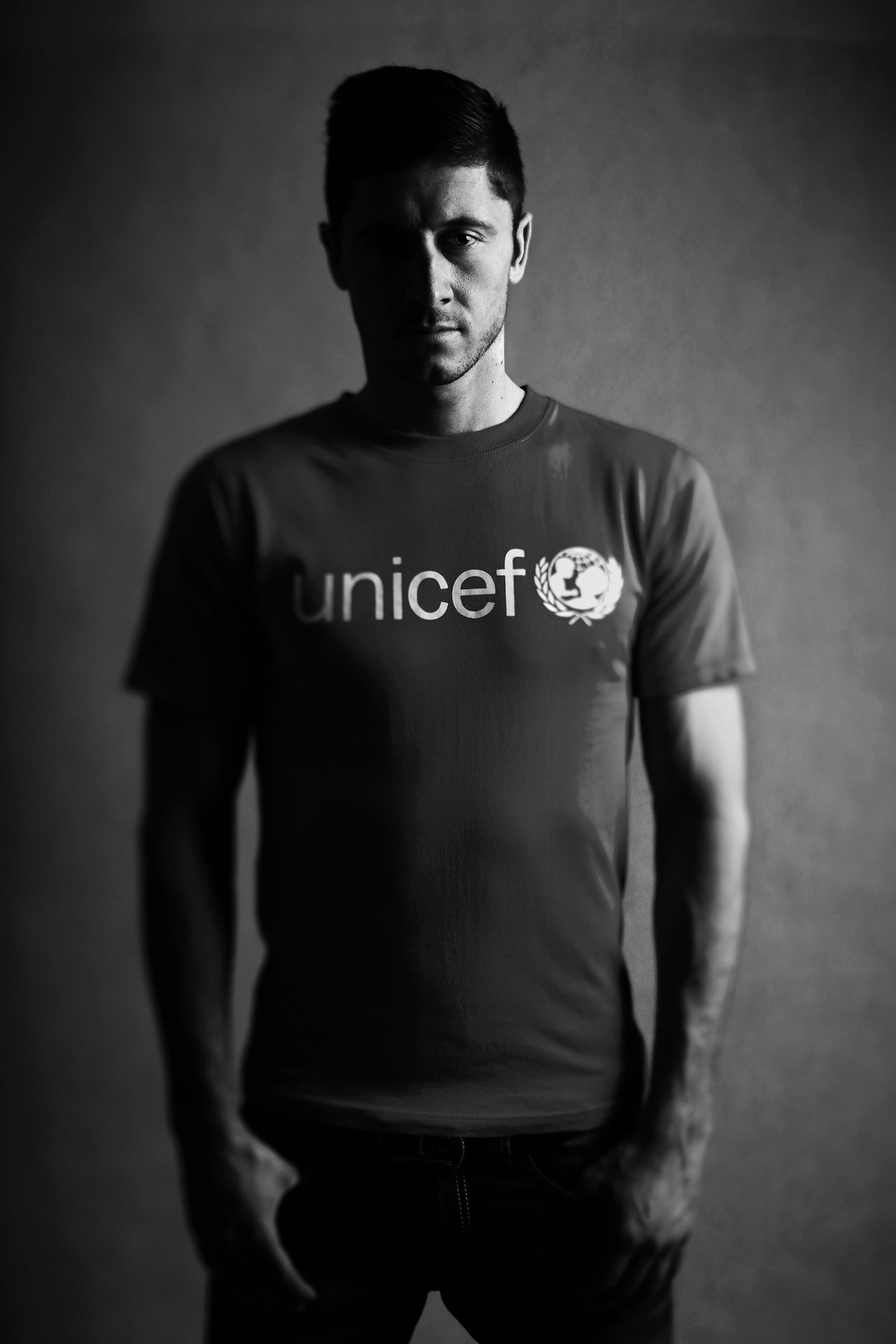 Robert Lewandowski, Ambasador Dobrej Woli przy UNICEF, kapitan polskiej kadry narodowej w piłce nożnej.