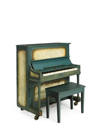 Pianino z "Casablanki" sprzedane za pół ceny