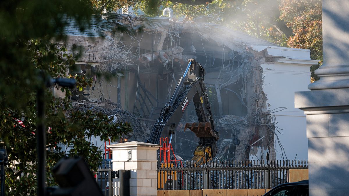 Ruszyła budowa sali balowej w Białym Domu