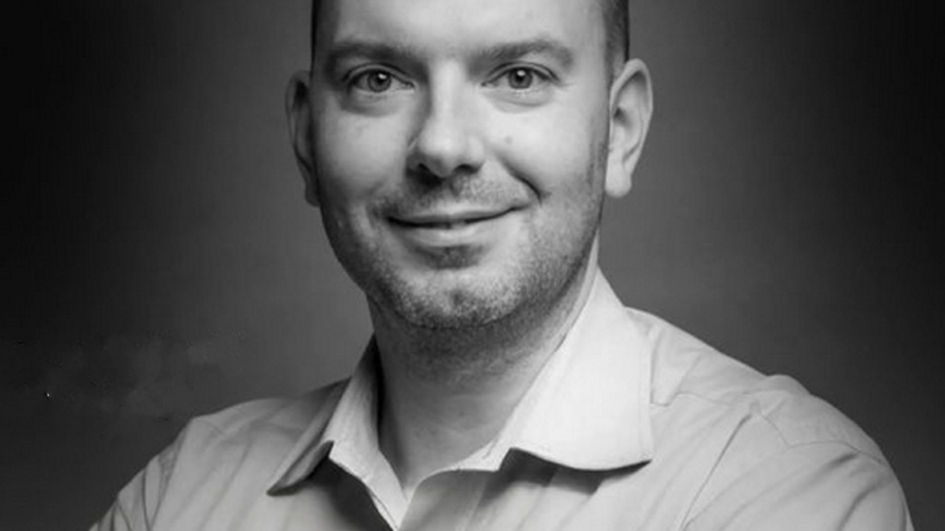Dr Tomasz Solecki