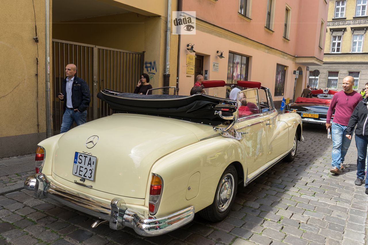 Mercedes W188 300 Cabriolet - Adenauer