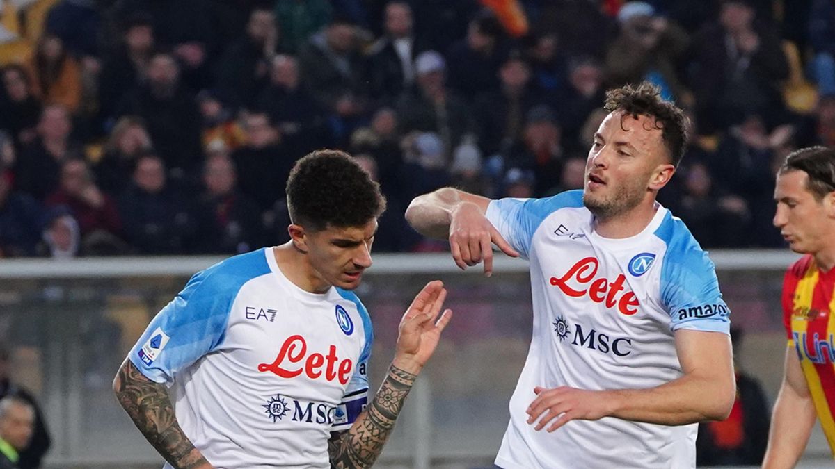 PAP/EPA / ABBONDANZA SCURO LEZZI  / Na zdjęciu: piłkarze SSC Napoli