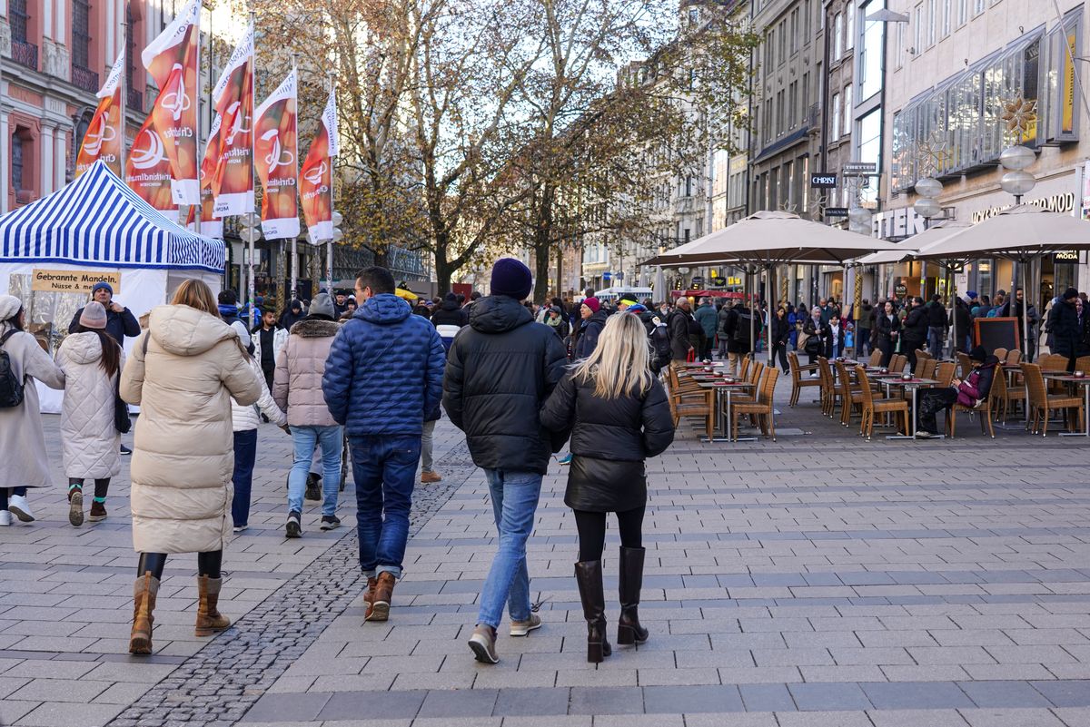 Giełdy znów zalewa czerwień. Indeksy w Europie w dół