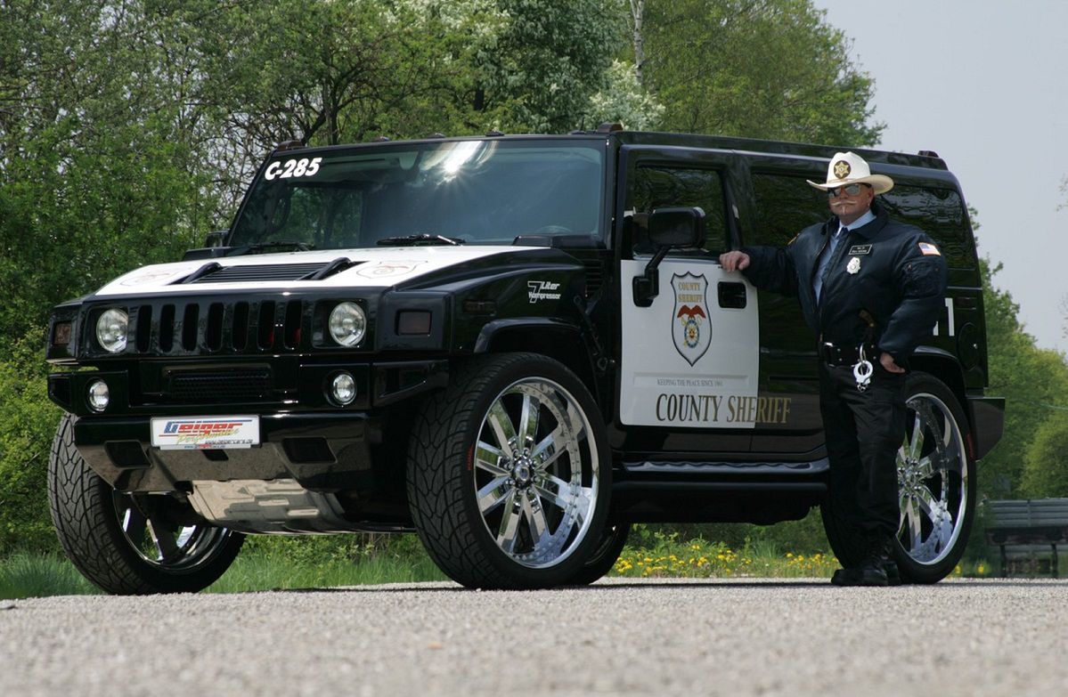 Hummer H2 Geiger Tuning County Sheriff (fot. pctrs.com)