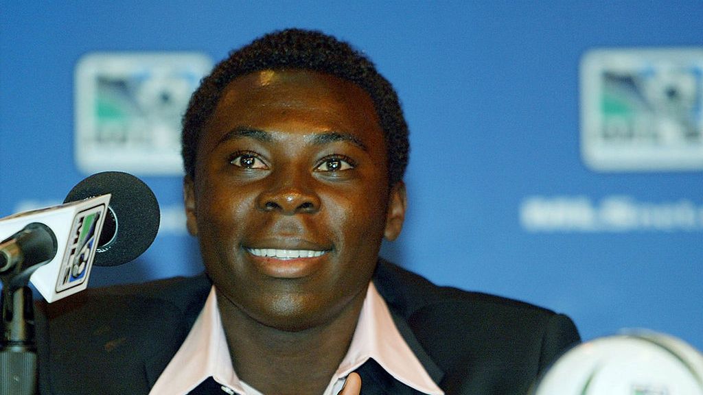 Getty Images / EZRA SHAW / Na zdjęciu: niespełna 14-letni Freddy Adu na konferencji zorganizowanej przez ligę MLS