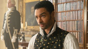 Gwiazdor "Bridgertonów" nowym Bondem? Odniósł się do plotek