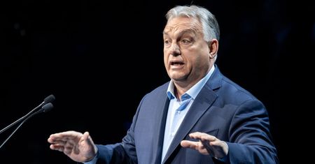 Węgrzy sceptyczni wobec Ukrainy w UE. Data badania nieprzypadkowa