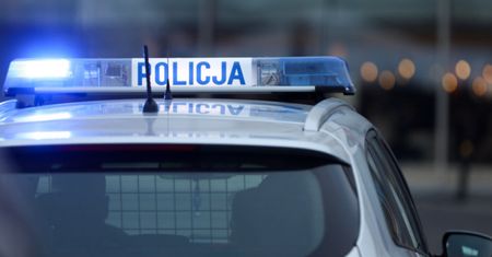 Policjant z Tarnowa stracił prawo jazdy. Jechał nieoznakowym radiowozem