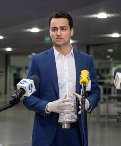 Donald Tusk spotkał się z lekarzami ws. pandemii. Karauda o najważniejszych punktach