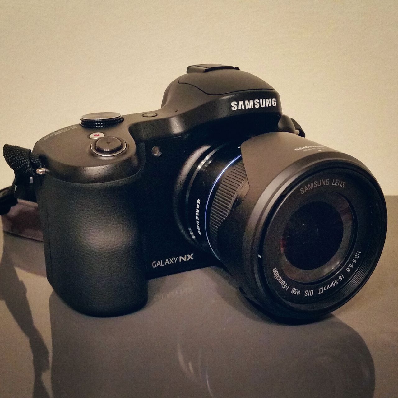 Samsung Galaxy NX