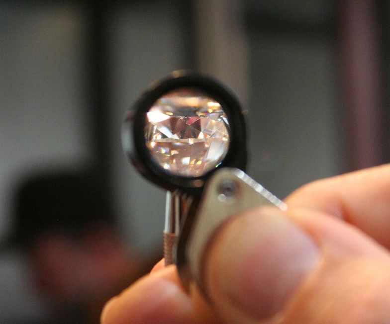 Mart Diamonds SA z siedzibą w Katowicach został wpisany na listę ostrzeżeń