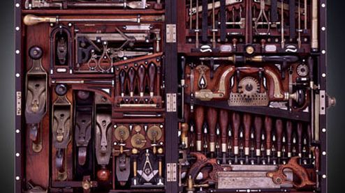 Niesamowita skrzynka z narzędziami 1