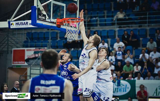 Michał Sokołowski w meczu przeciwko swojemu obecnemu zespołowi