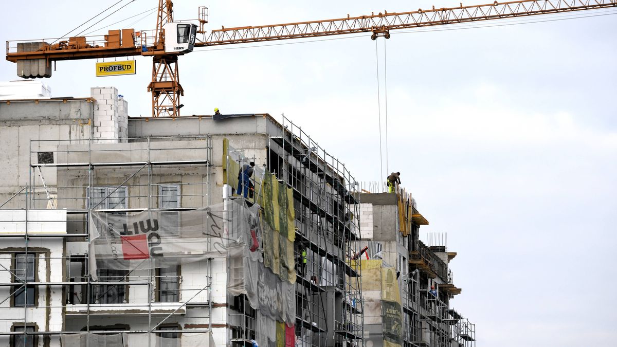 budowa
DAREK DELMANOWICZ
architektura, blok, budowa, budowlaniec, budownictwo, inwestycja, kredyt, mieszkania, mieszkanie, mieszkaniowy, praca, robota, robotnik, Rzeszowie, własne m